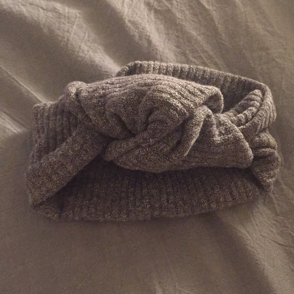 NWOT Eyee gray head twist wrap (3-12 months)